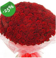 151 adet sevdiğime özel kırmızı gül buketi  Niğde çiçek satışı 
